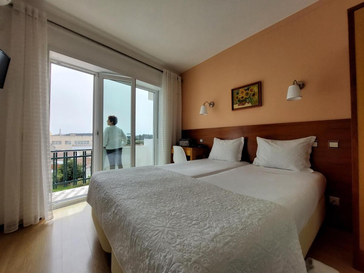 Hotel Santiago Ilhavo Bagian luar foto