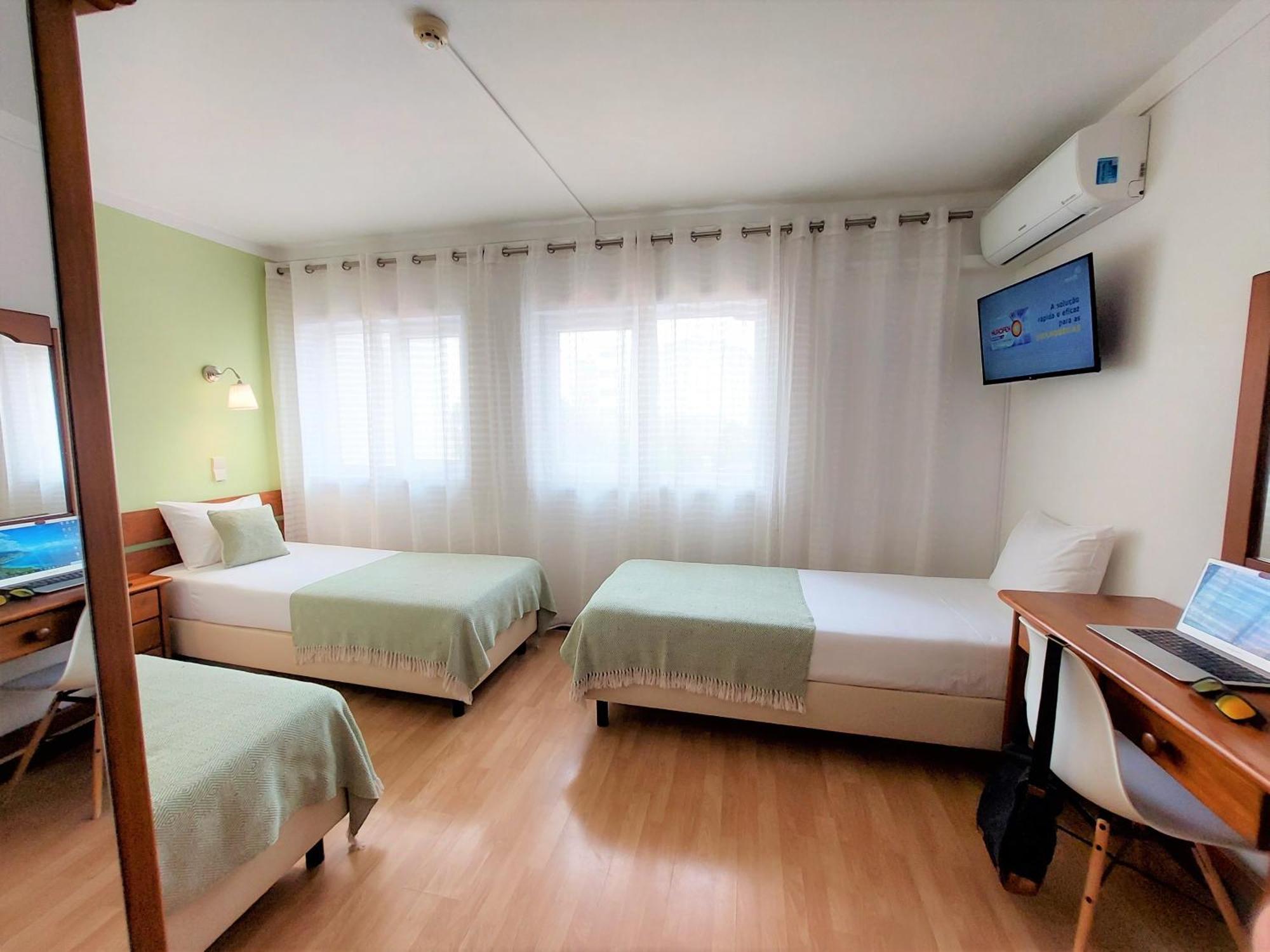 Hotel Santiago Ilhavo Ruang foto