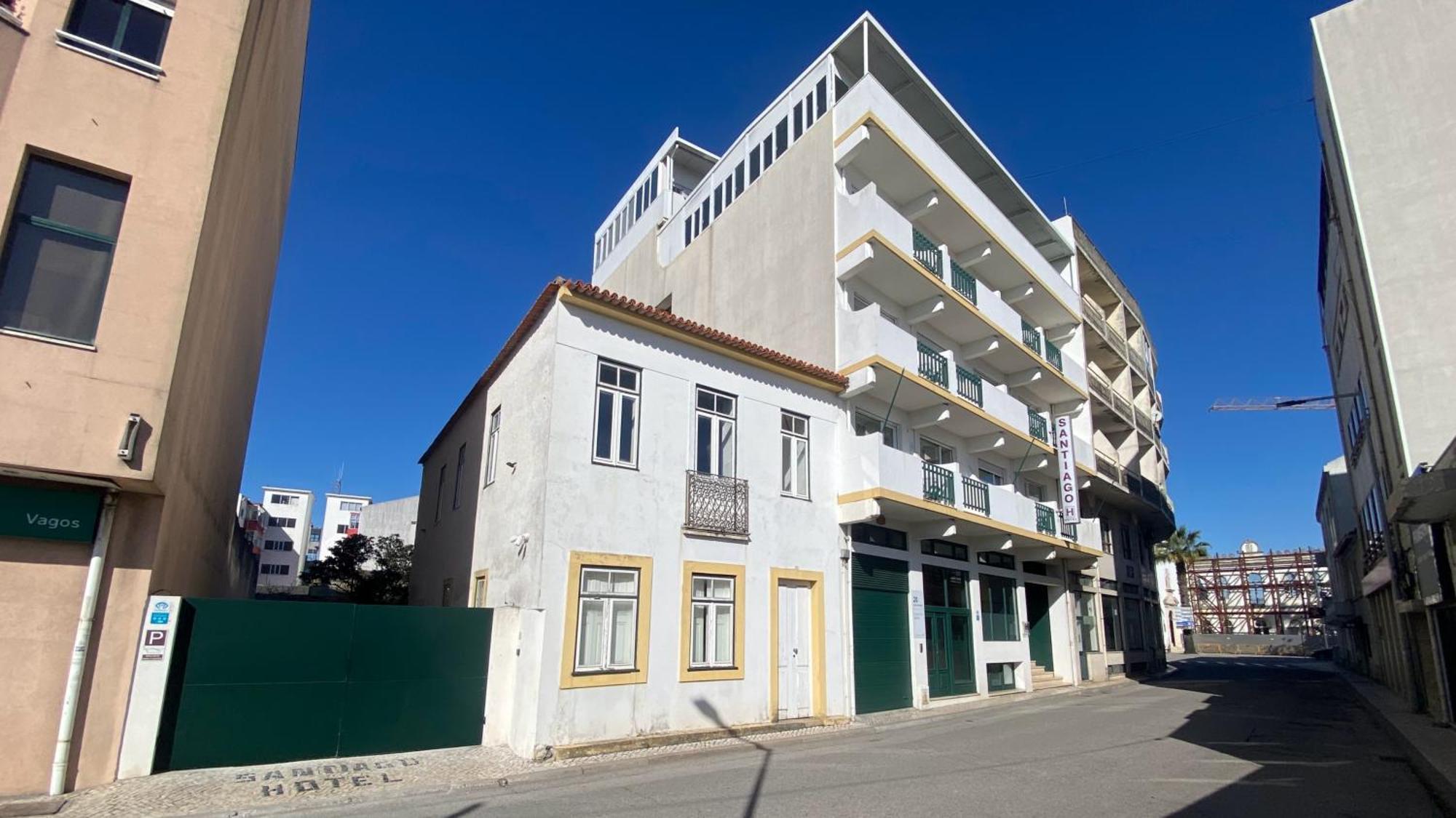 Hotel Santiago Ilhavo Bagian luar foto