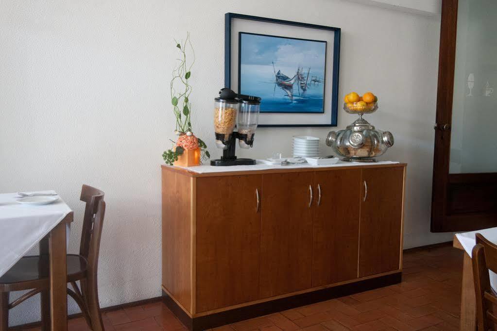 Hotel Santiago Ilhavo Bagian luar foto